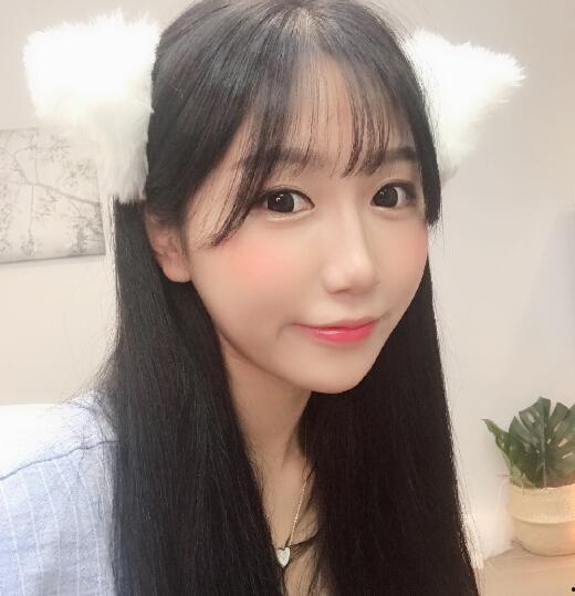 斗鱼美娜酱福利视频在线,性感魅力，精彩瞬间大盘点